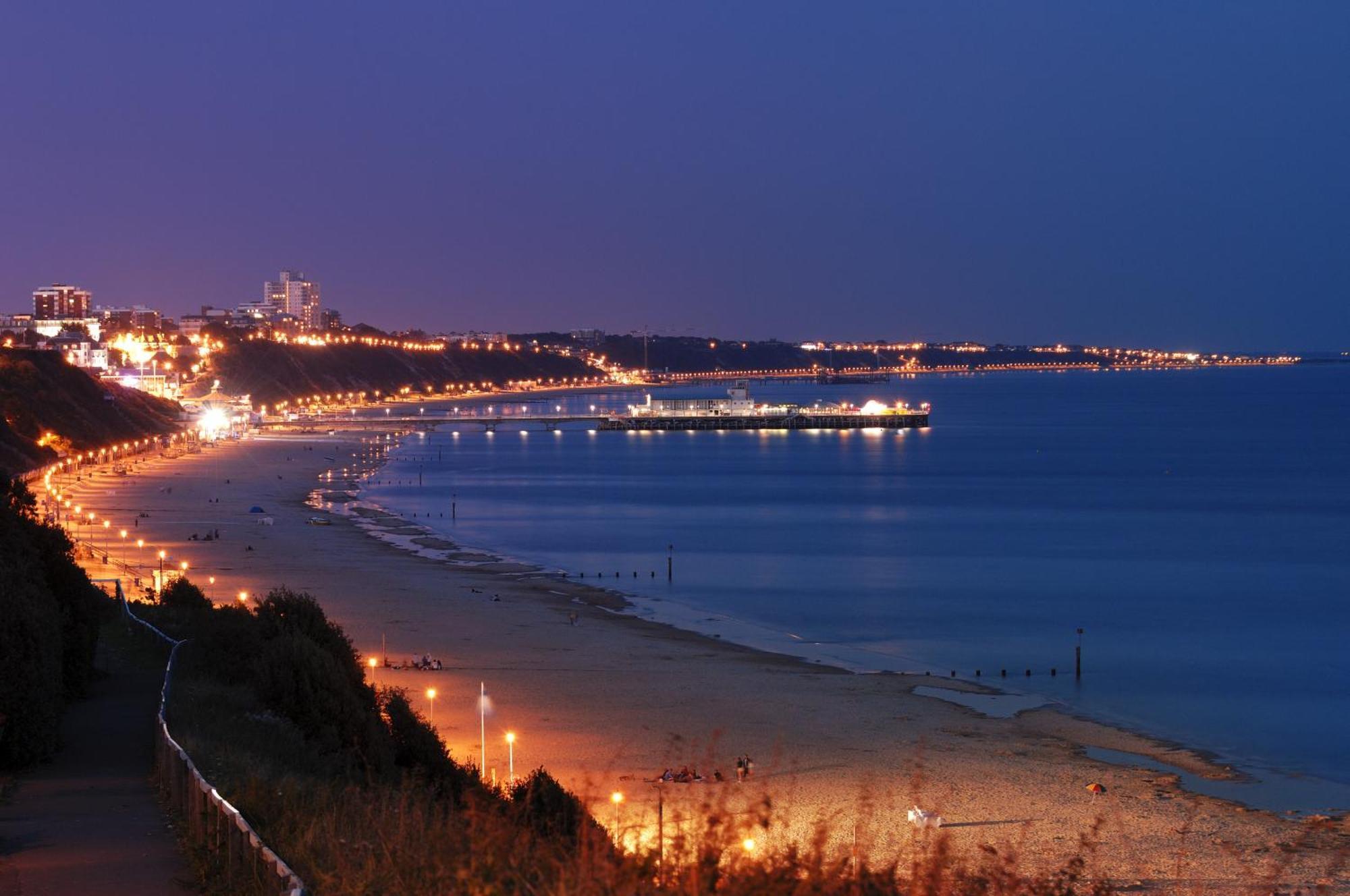 Cosy Bee And Apartment Bournemouth Exteriör bild